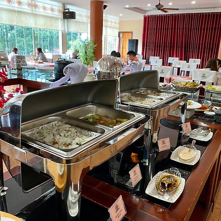 Dam San Hotel Buon Ma Thuot Bagian luar foto