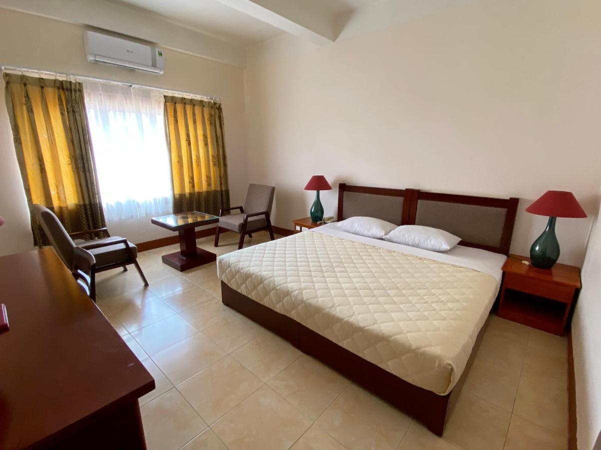 Dam San Hotel Buon Ma Thuot Bagian luar foto