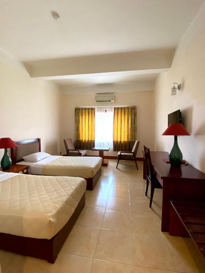 Dam San Hotel Buon Ma Thuot Bagian luar foto