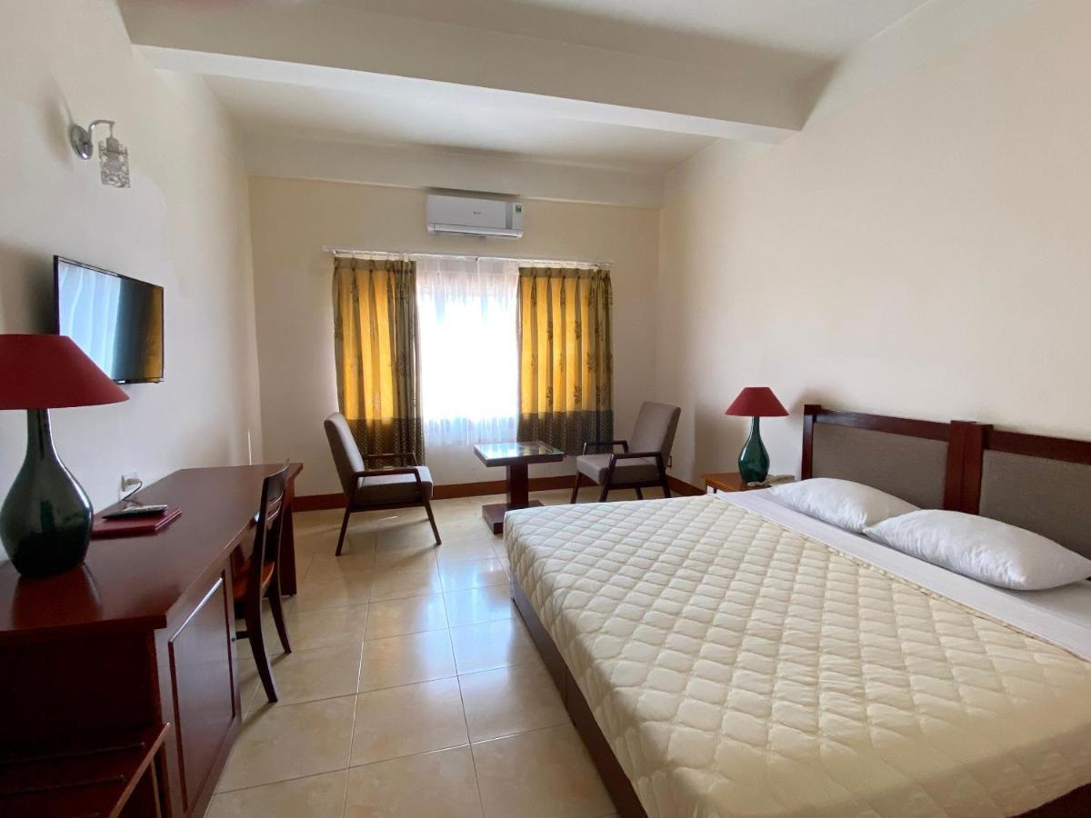 Dam San Hotel Buon Ma Thuot Bagian luar foto