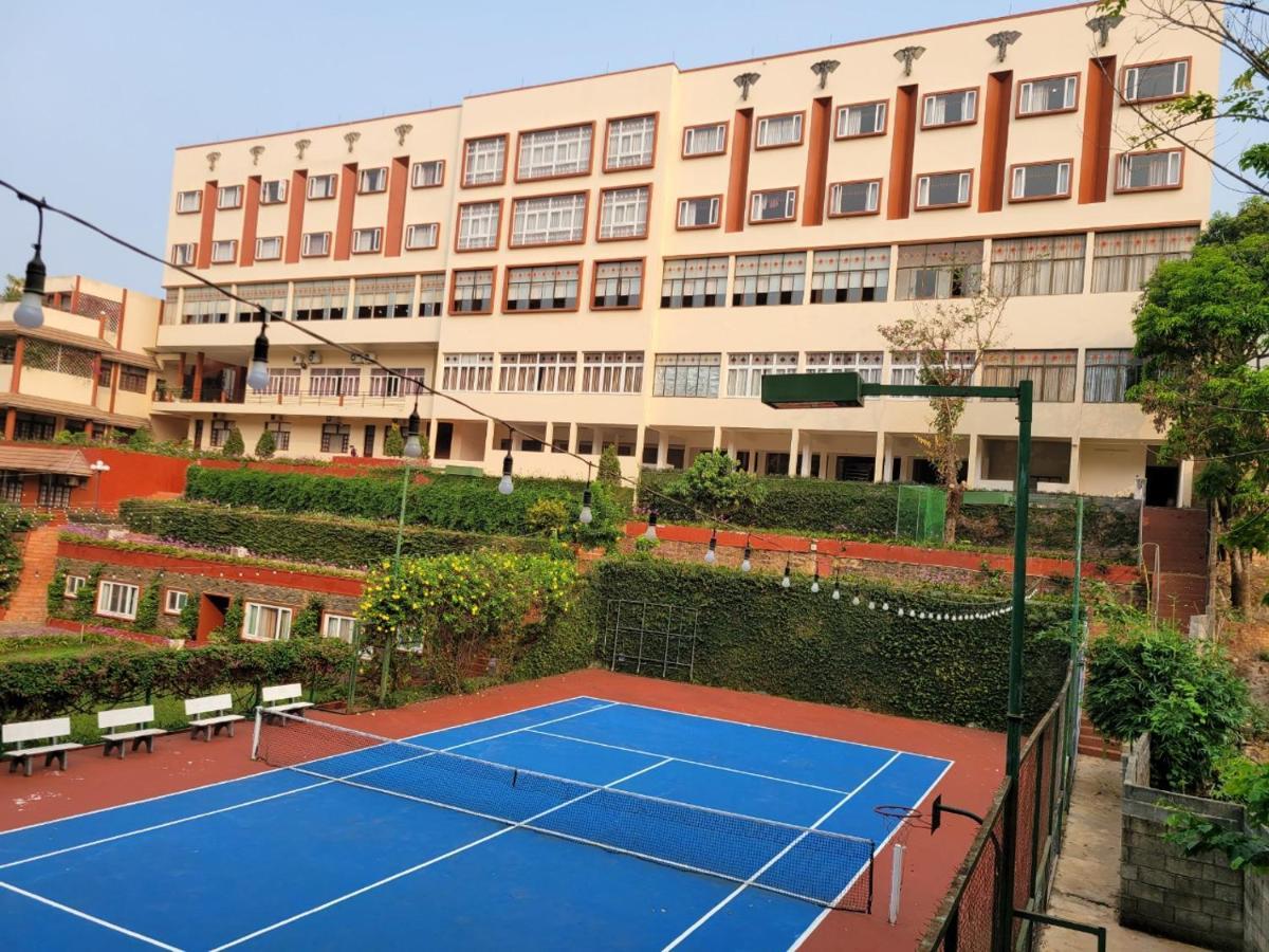 Dam San Hotel Buon Ma Thuot Bagian luar foto