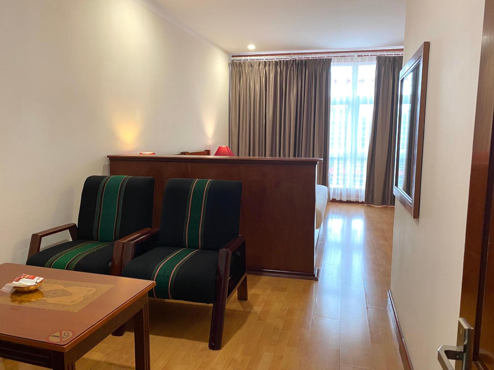 Dam San Hotel Buon Ma Thuot Bagian luar foto