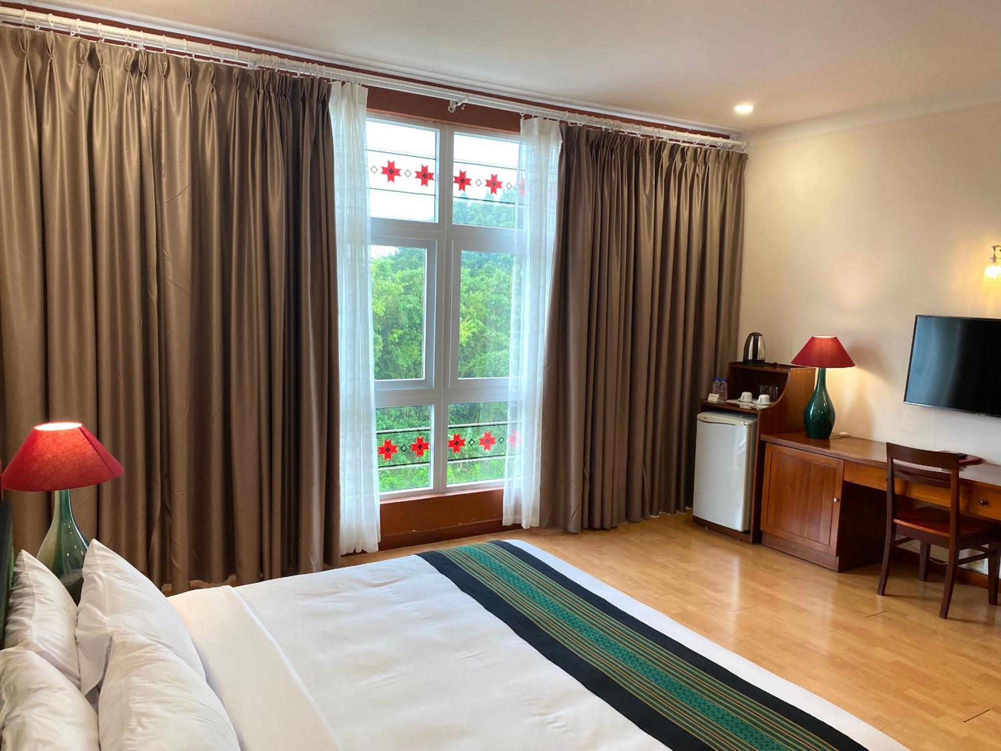 Dam San Hotel Buon Ma Thuot Bagian luar foto