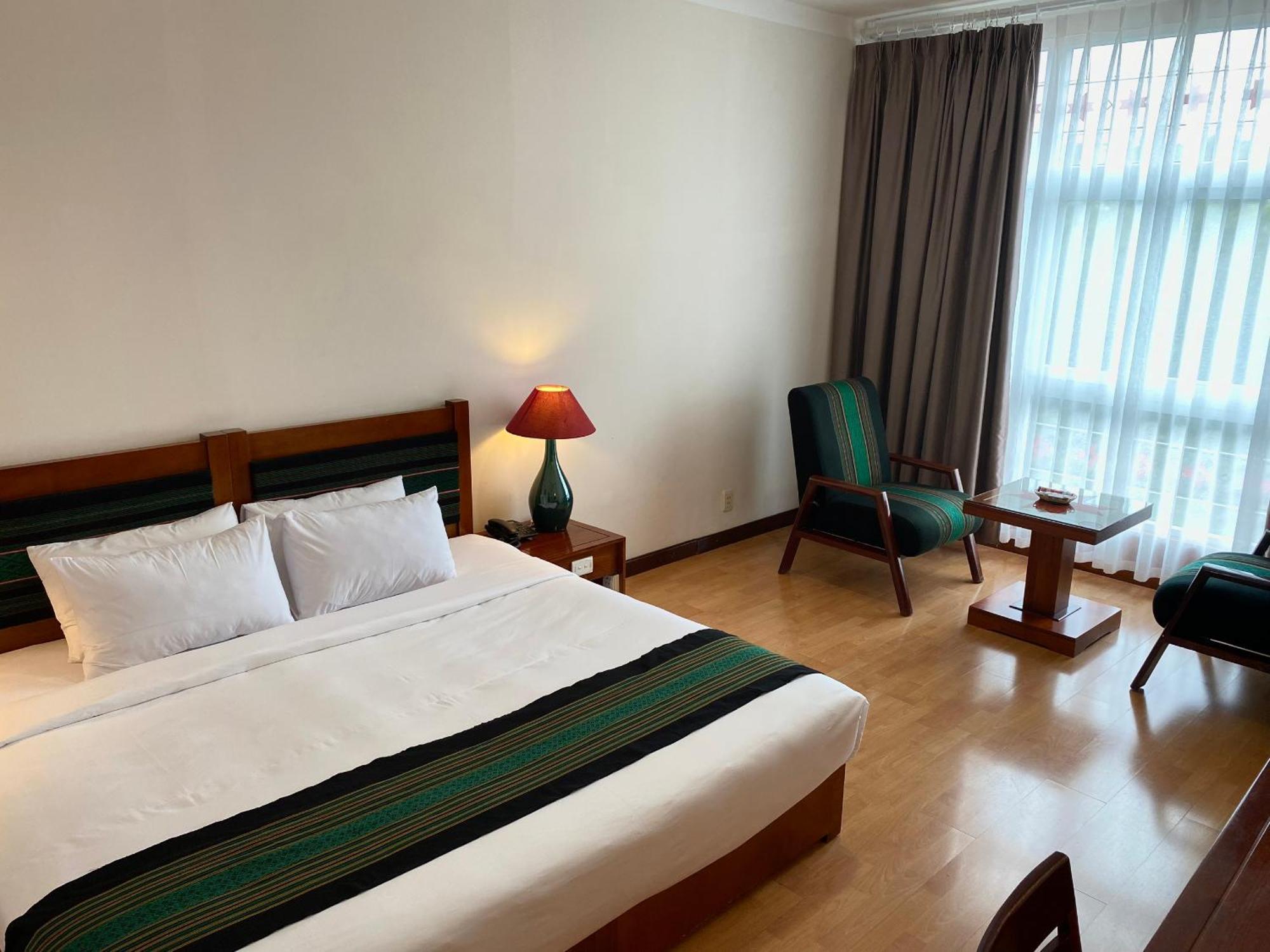 Dam San Hotel Buon Ma Thuot Bagian luar foto