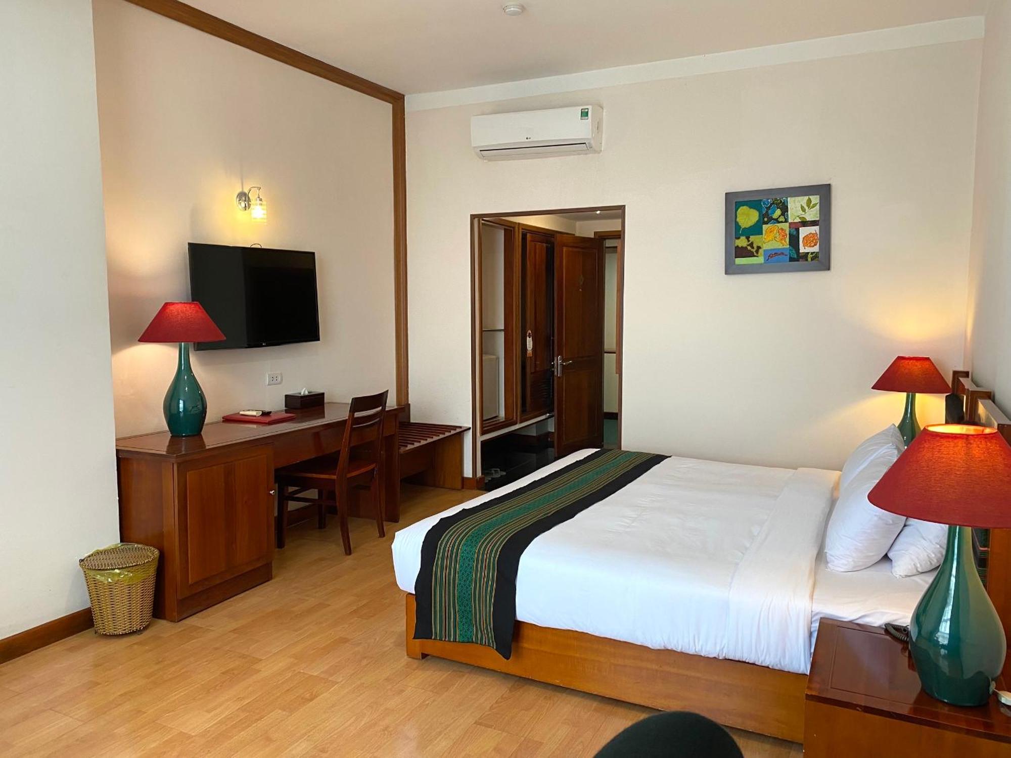 Dam San Hotel Buon Ma Thuot Bagian luar foto