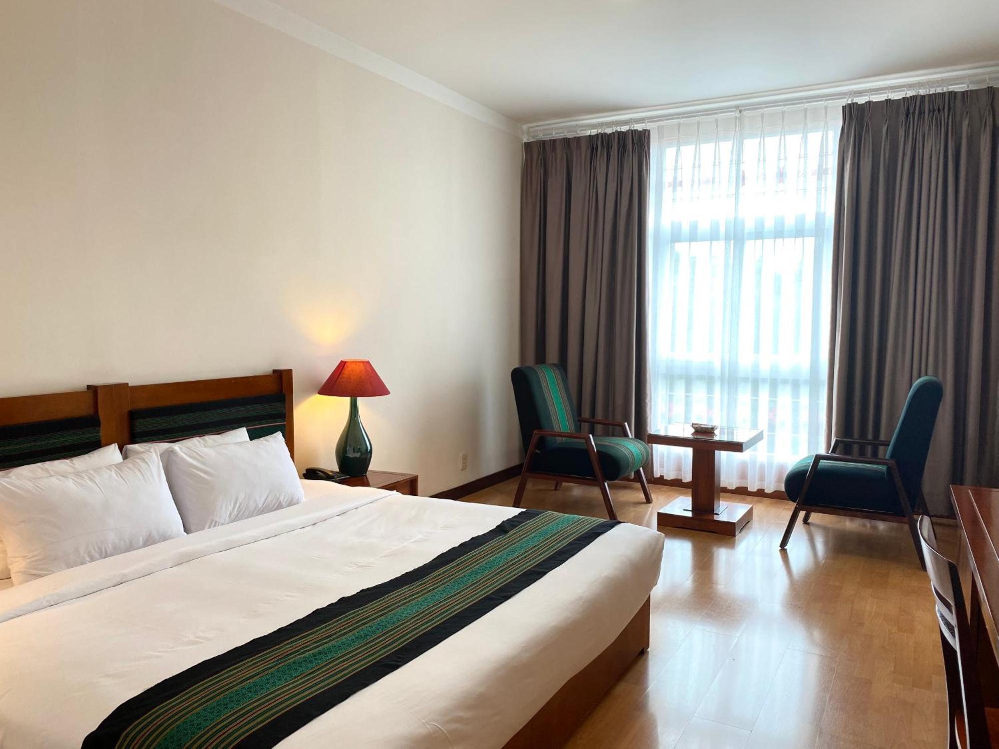 Dam San Hotel Buon Ma Thuot Bagian luar foto